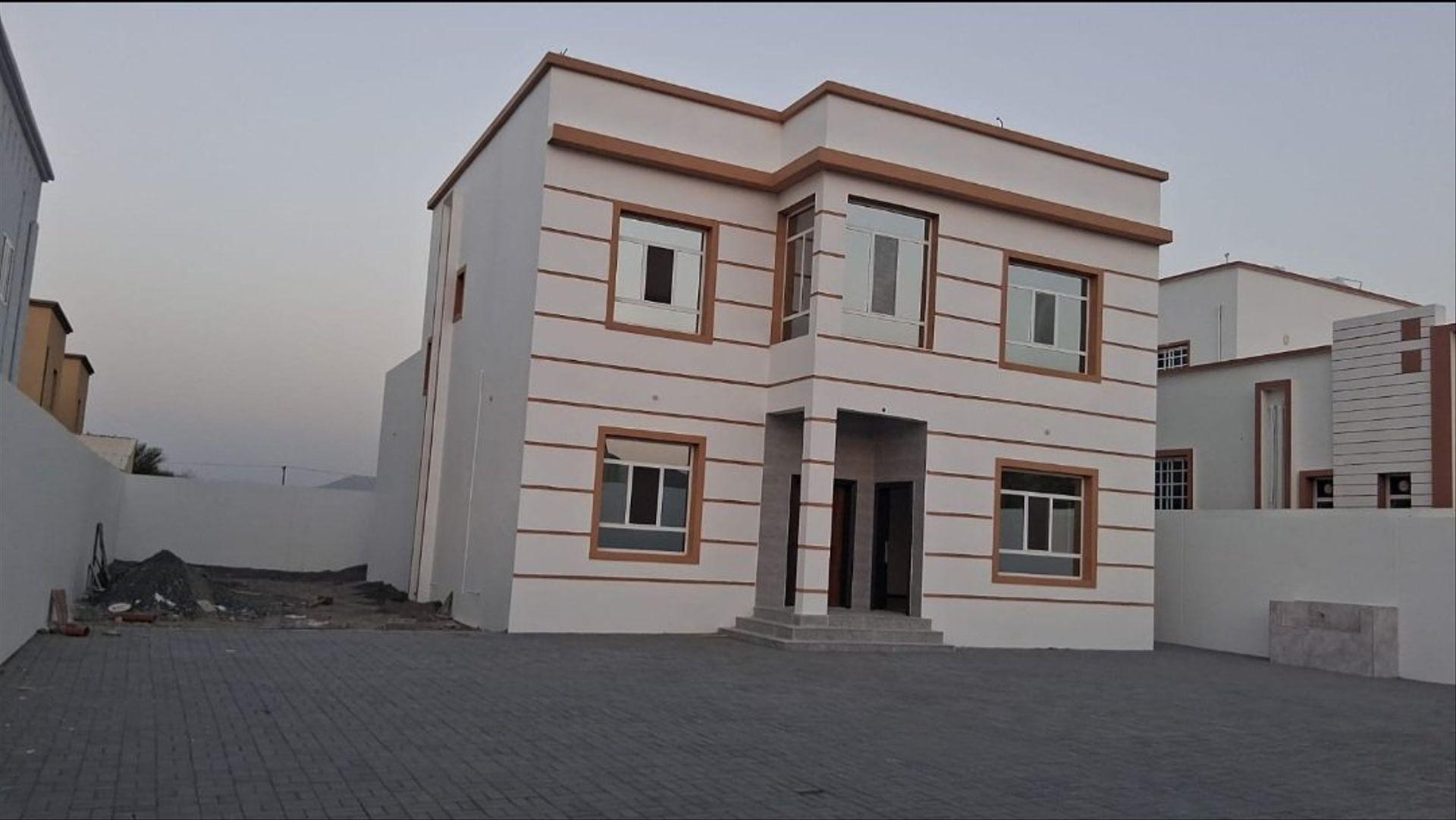Residential Land in Al Uwaynah, Samail